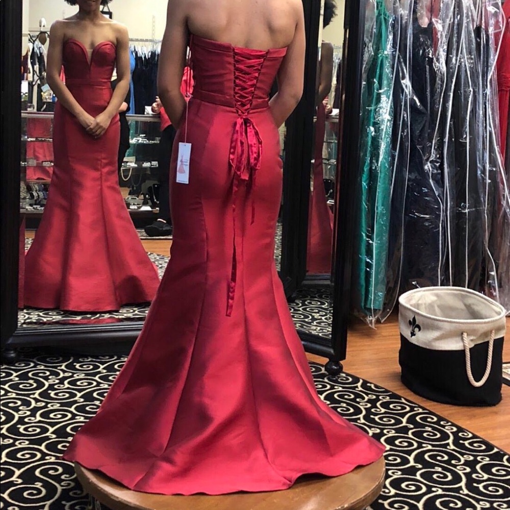 Prom Dress! - Picture 2 of 8